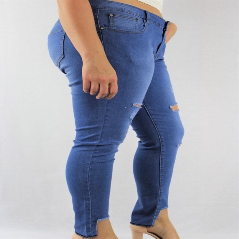 Plus Size Blue Washed Ripped Jeans - Picture 2 of 2